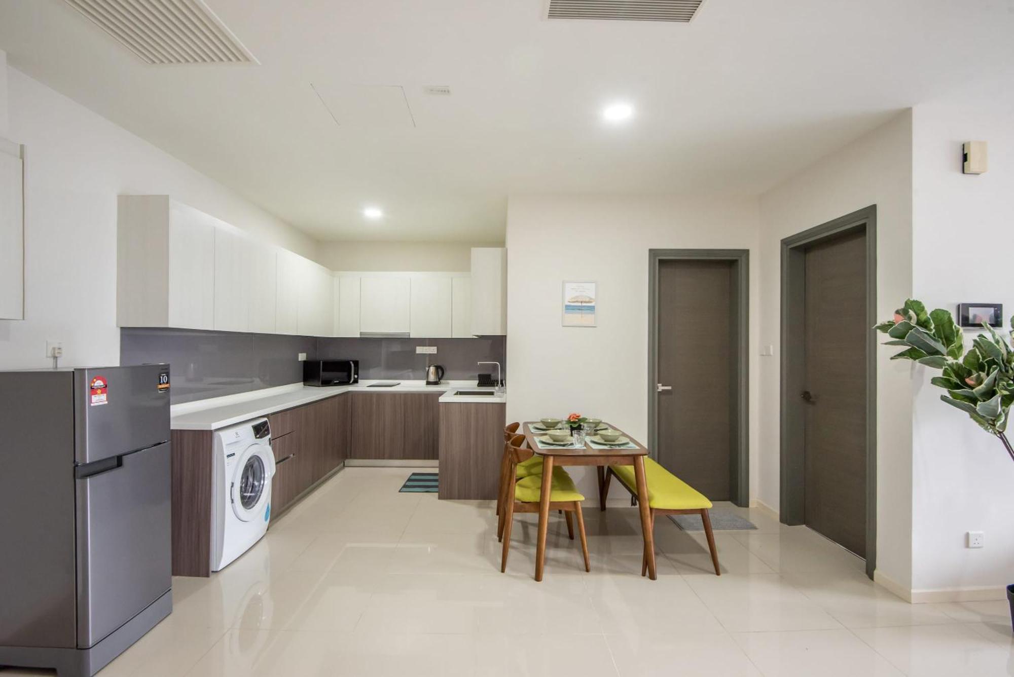 A Lovely & Comfy At Suasana Jb 11 Apartment Johor Bahru